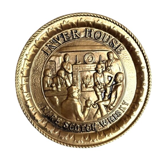 Inver House Rare Scotch Whisky Gold-Toned Decorative Tin Wall Plaque - Picture 1 of 4